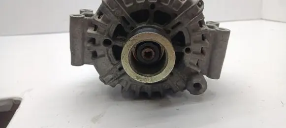 BMW 7 F01 F02 F03 F04 Generator/alternator 7603779