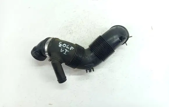 Audi A3 S3 A3 Sportback 8P Air intake hose/pipe 3C0129654M