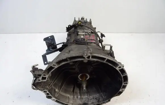 Jaguar XE Manual 5 speed gearbox 201200165