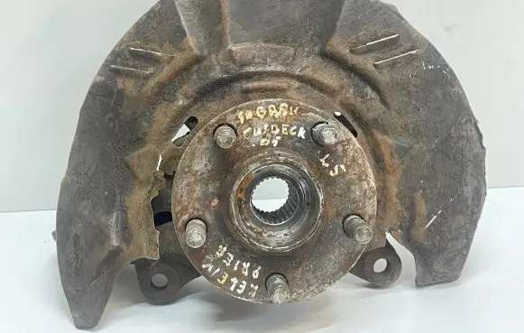 Subaru Outback Front wheel hub