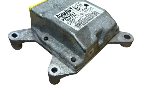 Renault Trafic II (X83) Airbag control unit/module 8200112746A 91167362