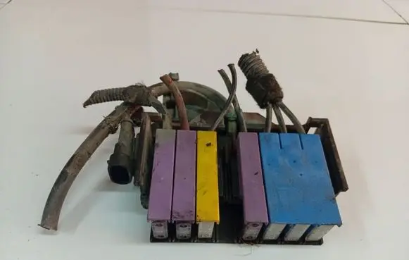 Opel Zafira A Fuse box set 
