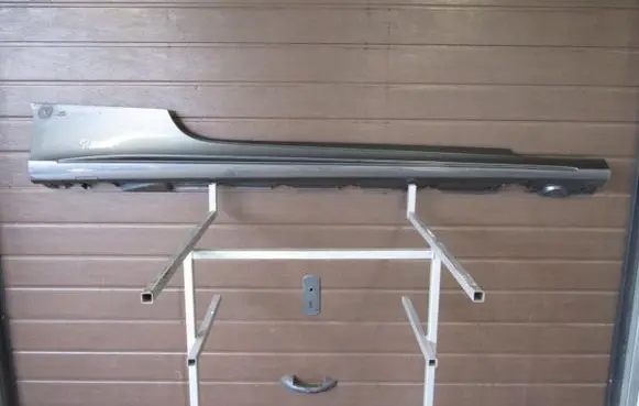 Mercedes-Benz C AMG W202 Front sill (body part) 