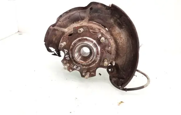 Mitsubishi Pajero Front wheel hub