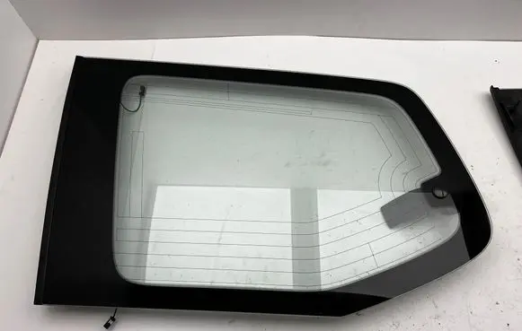 Toyota Land Cruiser (J120) Rear side window 7564260030