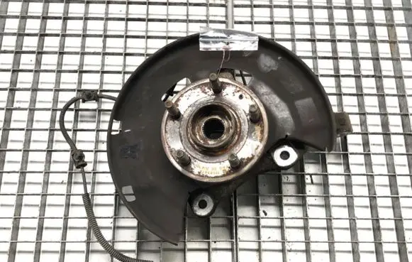 Opel Astra J Front wheel hub spindle knuckle