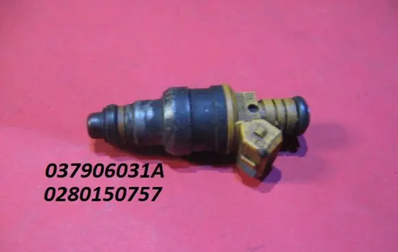 Volkswagen Jetta II Fuel injector 037906031A 0280150757