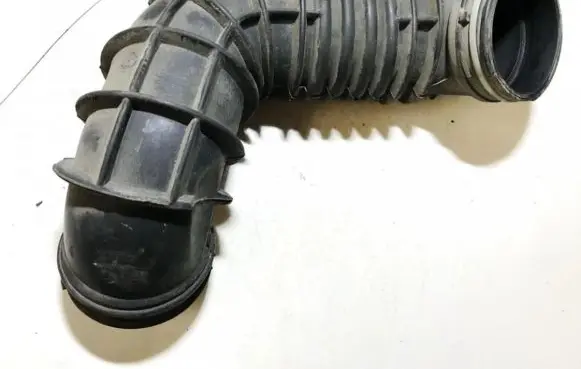 Ford Focus Air intake hose/pipe 98ab9r504ad 98ab-9r504-ad