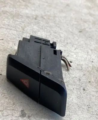 Audi A4 S4 B8 8K Hazard light switch 8k2941509a