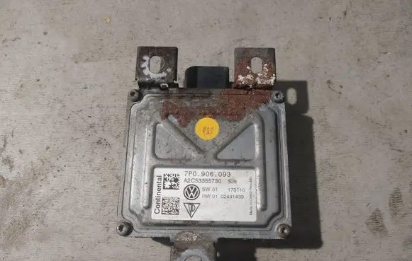 Volkswagen Touareg II Fuel injection pump control unit/module 7P0906093 02441439 A2C53355730