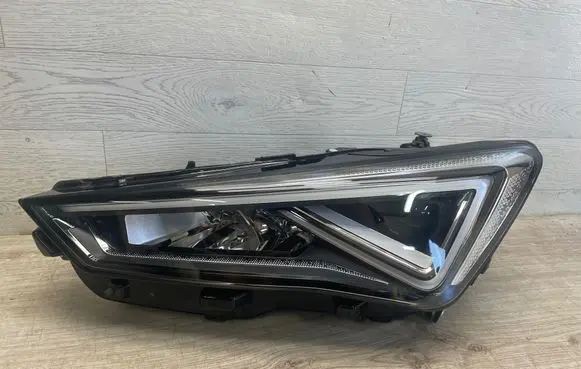 Seat Tarraco Headlight/headlamp 5FJ941007J