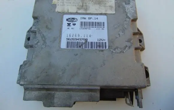 Peugeot 406 Engine control unit/module 9626949780