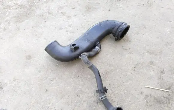 Opel Vectra C Turbo air intake inlet pipe/hose