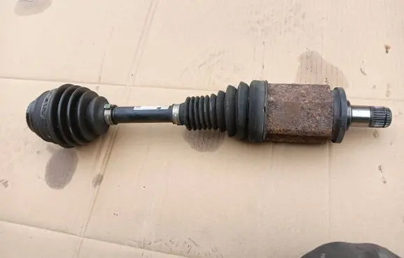 BMW X1 E84 Front driveshaft 7591681