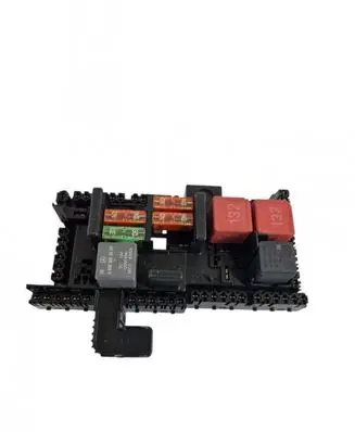 Mercedes-Benz C W205 Fuse module 529881F07