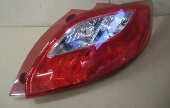 Mazda 2 Rear/tail lights