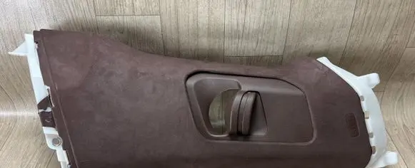 Porsche Taycan 9J1 (A) pillar trim 9J1868234