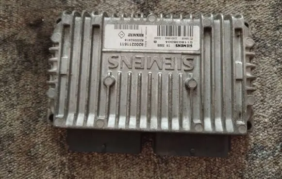 Renault Laguna II Gearbox control unit/module 8200211611 8200052418 S118038004