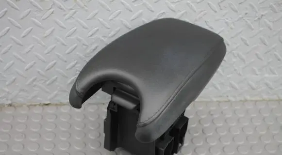 Honda HR-V Armrest 83400T8ME010M1 83400T8M-E010M1