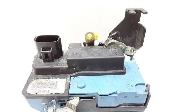 Volvo S80 Front door lock 8650546