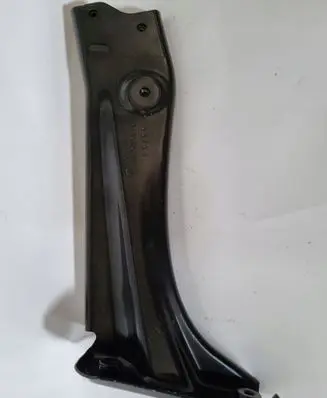 Skoda Octavia Mk3 (5E) Fender mounting bracket 5E0821141A