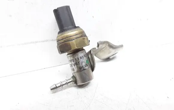 Mercedes-Benz C W204 Fuel pressure sensor A6510701381