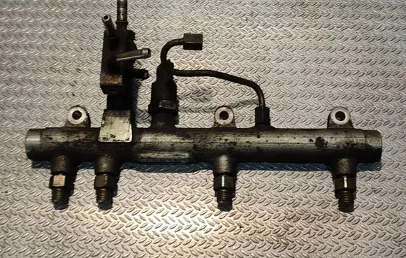 Iveco Daily 30.8 - 9 Fuel main line pipe 0445224005