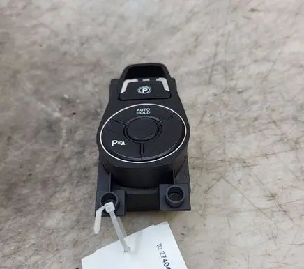 Hyundai i40 Hand parking brake switch 937663Z040 39R2H71000