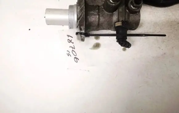 Ford Galaxy Master brake cylinder