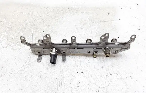 Audi A3 S3 8P Fuel main line pipe