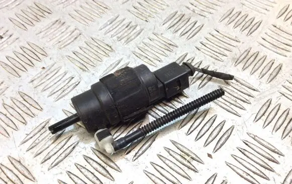 Audi A5 8T 8F Windscreen/windshield washer pump 8K5955647