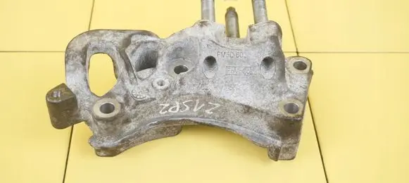 Ford Ecosport Engine mounting bracket FM5Q6030AB XVJD