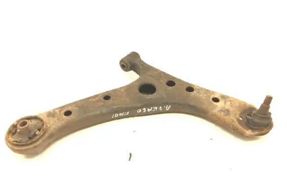 Toyota Avensis Verso Front lower control arm/wishbone