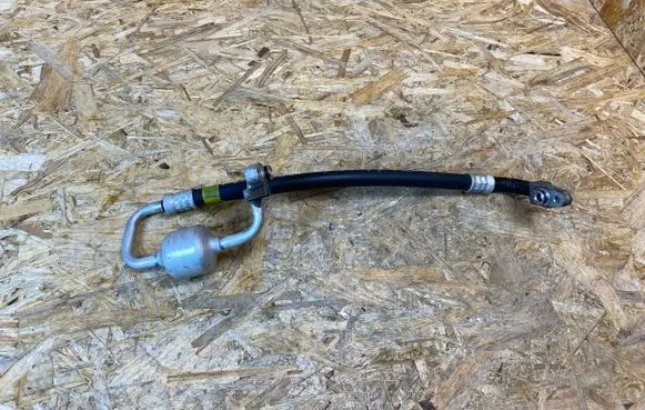 Lexus CT 200H Air conditioning (A/C) pipe/hose