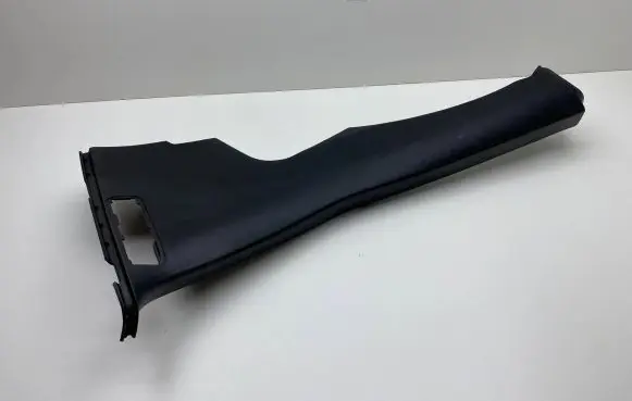 Dodge Charger (C) pillar trim 100017157