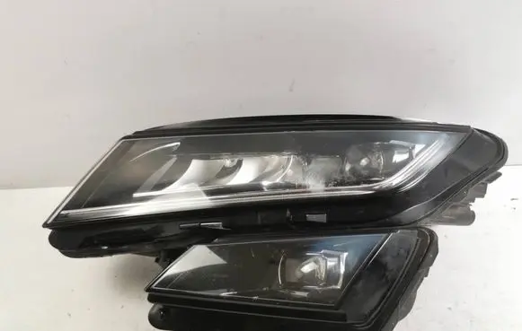 Skoda Kodiaq Headlight/headlamp 566941015E 1ZX01266925