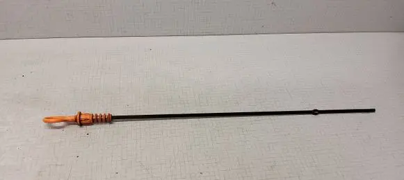 Volkswagen Golf V Oil level dip stick 03815611B