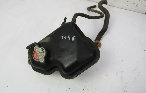 Honda CR-V Coolant expansion tank/reservoir 