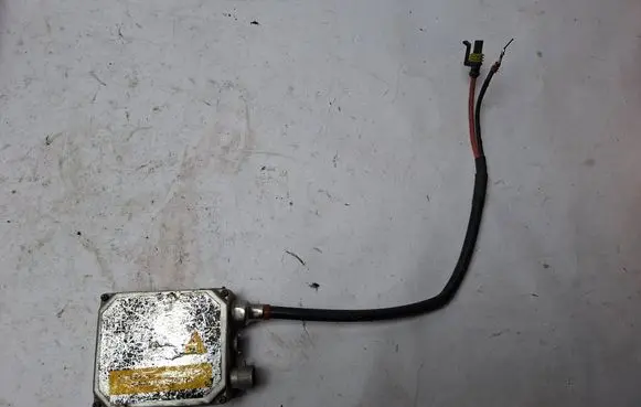 Opel Omega B2 Headlight ballast module Xenon 