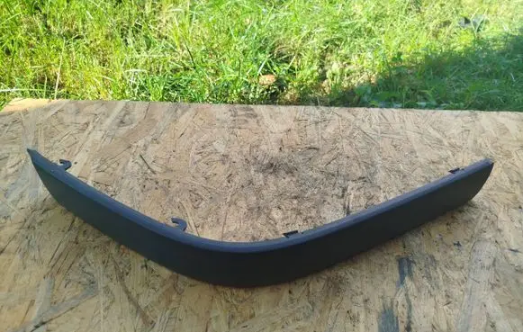 BMW 3 E36 Front bumper splitter molding 8146318 81463189 511181463189