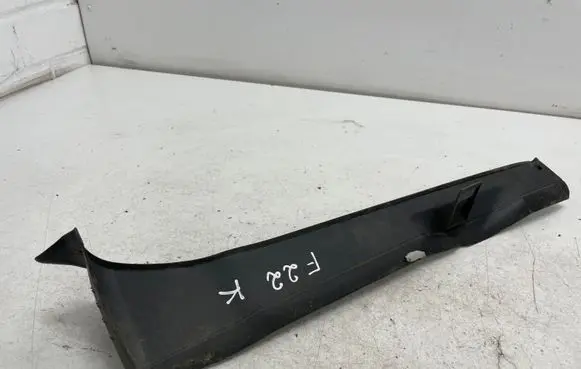BMW 2 F22 F23 Fender end trim 7269997