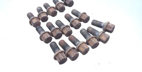 Mercedes-Benz CLS C219 Nuts/bolts 