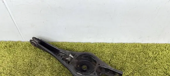 Hyundai i30 Rear control arm 55220-k9600