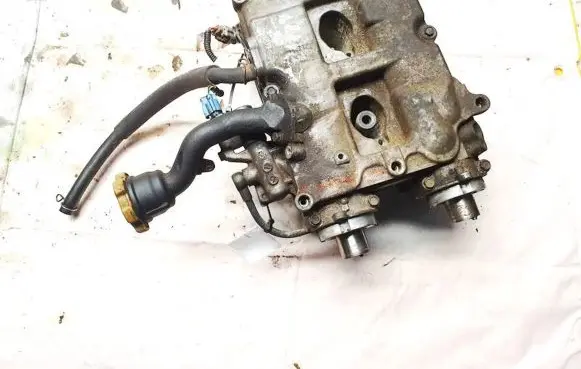 Subaru Legacy Engine head d20lh002 d20lh002d20lh002