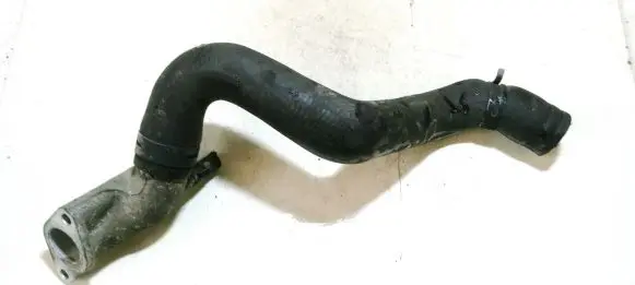 Nissan Navara D40 Engine coolant pipe/hose