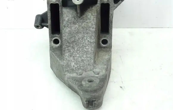 Mercedes-Benz Sprinter W906 Engine mounting bracket A6462230404