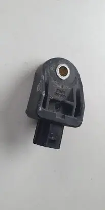Toyota RAV 4 (XA30) Airbag deployment crash/impact sensor