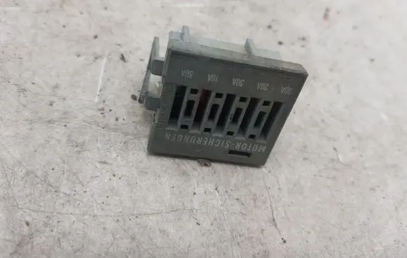 BMW 3 E46 Fuse NOCODE