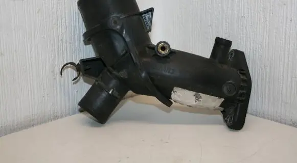 Nissan Note (E12) Air intake hose/pipe 165765493R