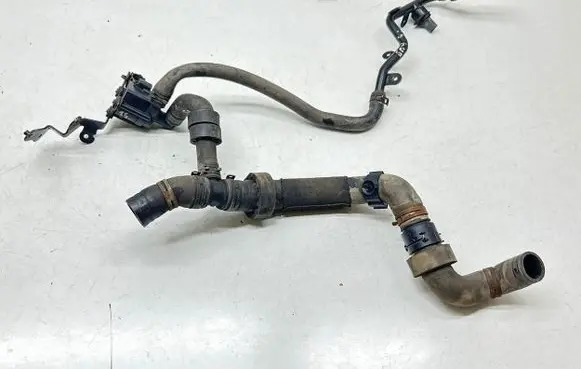 Volkswagen Transporter - Caravelle T5 Engine coolant pipe/hose 7E0122051E KA4125288